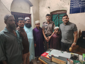 শায়েস্তাগঞ্জ রেলওয়ে স্টেশনে পথভ্রষ্ট দুই শিশুকে উদ্ধার, পরিবারের জিম্মায় হস্তান্তর