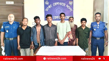 জয়দেবপুরে রেলক্রসিংয়ের ঘন্টিঘর থেকে লোহার দরজা চুরি, আটক ২