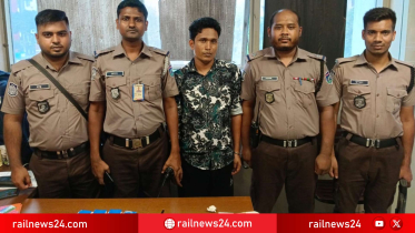 মেট্রো স্টেশন থেকে ইয়াবাসহ যাত্রী আটক