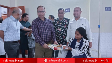 জুলাই শহীদ দিবসে রাজশাহী রেলওয়ে জেনারেল হাসপাতালে রোগীদের জন্য উন্নত খাবার পরিবেশন