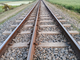 পীরগঞ্জে ৭ কিমি রেললাইনে ক্লিপ উধাও, ২ মাসেও মেরামতের অগ্রগতি নেই