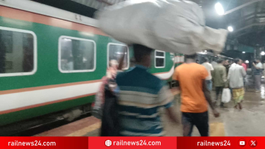 প্রায় ৩ ঘণ্টা বিলম্বে চলল কালনী এক্সপ্রেস, ভোগান্তিতে যাত্রীরা