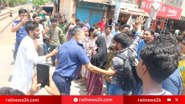 দিনাজপুরে শিক্ষার্থীদের আন্দোলনে অচল  সড়ক ও রেল যোগাযোগ!!