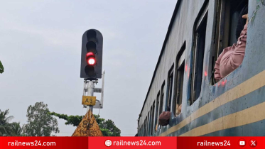 ভৈরব রেলসেতুতে উঠতে না পেরে ৩ ঘণ্টা আটকে তিতাস কমিউটার, ভোগান্তি