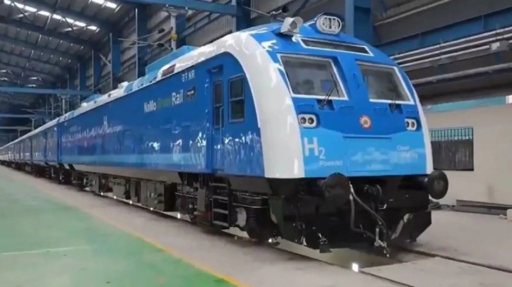 ভারতের নতুন চমক, প্রথম হাইড্রোজেন ট্রেন