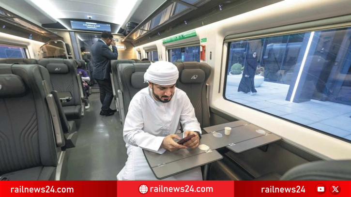 চীনের সহযোগিতায় যাত্রীবাহী রেলযুগে আমিরাত