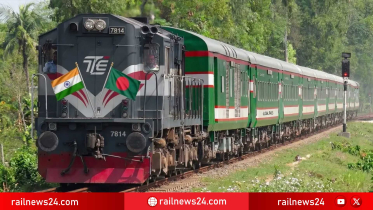 আওয়ামী লীগ পতনের পর প্রথমবার ভারত থেকে আসছে ট্রেনের কোচ
