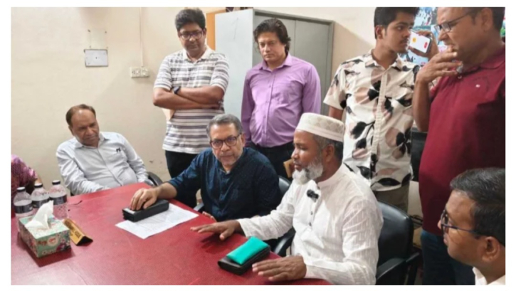 সচিবের কাছে ‘রেলবন্দর’ চাইলেন সংসদে ওভেন-ওয়াশিং মেশিন চাওয়া সেই এমপি