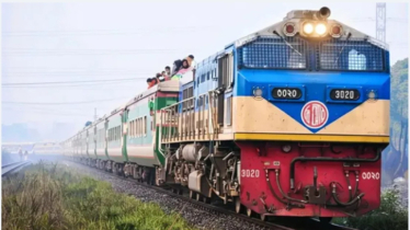 হেডফোন কানে রেললাইন পারাপার, ট্রেনে কাটা পড়ে গার্মেন্টস কর্মীর মৃত্যু