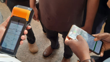 ঈদযাত্রায় ট্রেনে জাল টিকিটে ধরা পড়ছেন অনেক যাত্রী