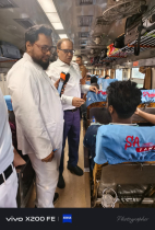 ঈদযাত্রায় স্বস্তি ও নিরাপত্তা নিশ্চিতে পশ্চিমাঞ্চল রেলের তৎপরতা জোরদার