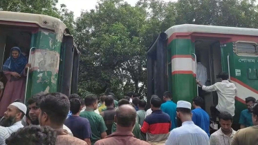 তিস্তা এক্সপ্রেসের দুই বগি বিচ্ছিন্ন, চালকের তৎপরতায় রক্ষা