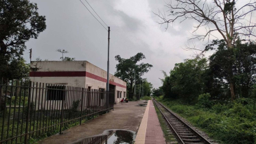 ৭৮ লাখ টাকার রেলস্টেশনে থামে না ট্রেন : চুরি হচ্ছে মালামাল