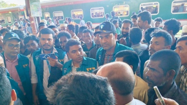 নান্দিনা রেলস্টেশনে টিকিটের অতিরিক্ত ভাড়া আদায়ের অভিযোগ, দুদকের অভিযান