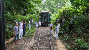 লাউয়াছড়া বাগানে হুইল স্লিপ, পাহাড়িকা এক্সপ্রেসের ৭ বগি বিচ্ছিন্ন