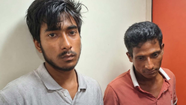 চলন্ত ট্রেন থেকে রাবি স্টেশনে পাথর নিক্ষেপ, আটক ৩
