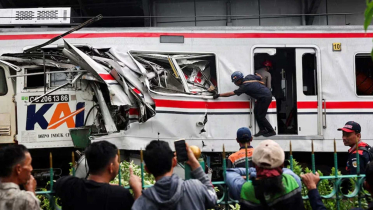 জাকার্তায় ট্রেন দুর্ঘটনায় ১৬ নারীর প্রাণহানির ঘটনায় অভিযুক্ত চালক