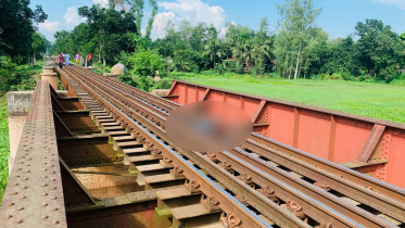 সিরাজগঞ্জে ট্রেনে কাটা পড়ে অজ্ঞাতনামা ব্যক্তির মৃত্যু