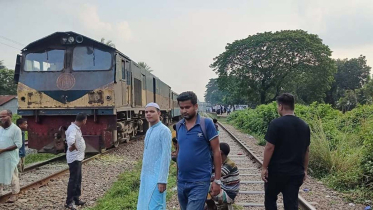 গাজীপুরে ট্রেনের ইঞ্জিন বিকল, সাড়ে ৩ ঘণ্টা পর সচল