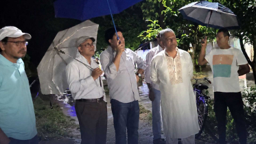 ট্রেন থেকে শিক্ষার্থীদের পাথর নিক্ষেপ, রাবি রেলওয়ে স্টেশনে উপাচার্য-প্রক্টরিয়াল টিম
