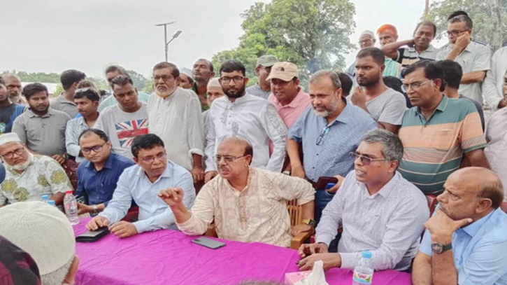 আত্রাইয়ে আহসানগঞ্জ রেলওয়ে স্টেশনকে আধুনিক মডেল স্টেশন করার লক্ষ্যে আলোচনা সভা